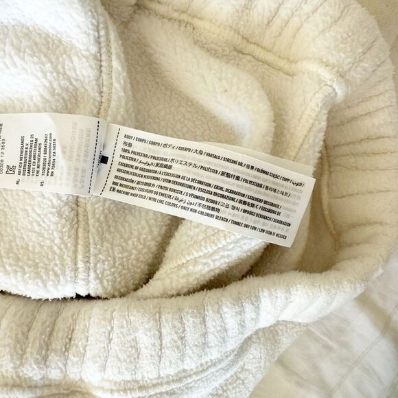 Abercrombie and Fitch Fleece Button Jacket - Picture 9 of 9